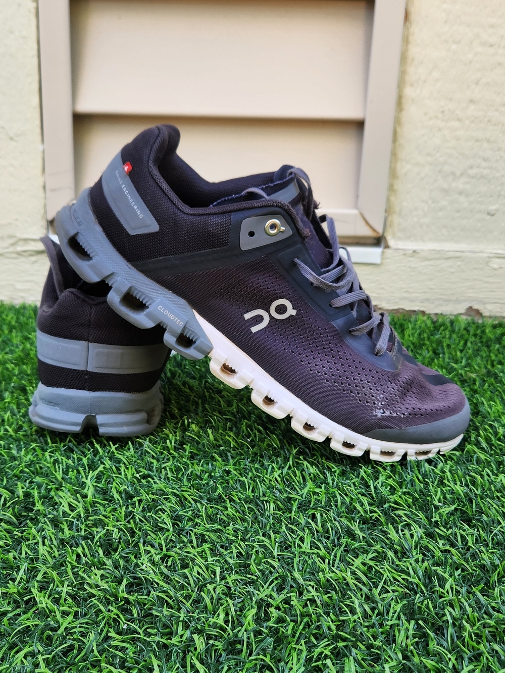 On Running Cloudswift Men's Running Shoes — Black/Grey SIZE 9.5